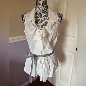 NWT Worthington stretch -White Ruffled Sleeveless Blouse w/ Striped Belt, sz Lg